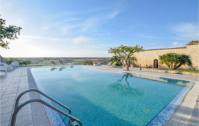 Отель Stunning home in Ragusa with Outdoor swimming pool, WiFi and 8 Bedrooms, Рагуза